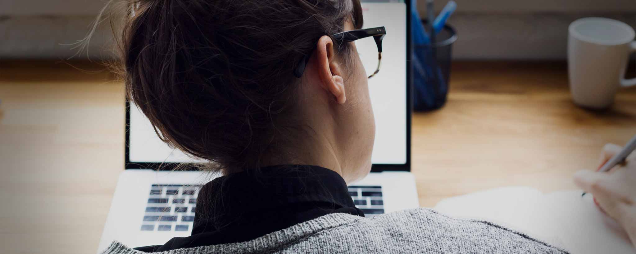 'How to Become a Blogger'